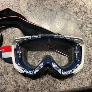 SMITH SKI GOGGLES